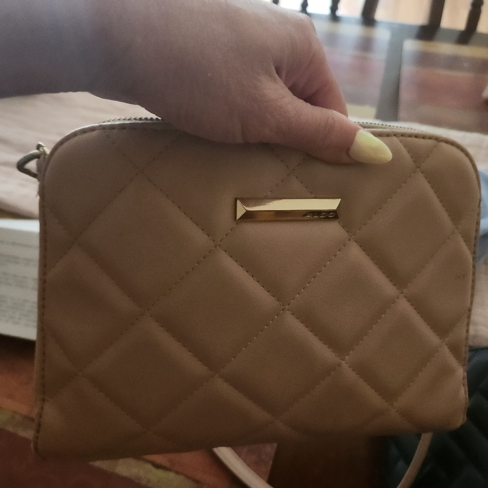 Crossbody bags